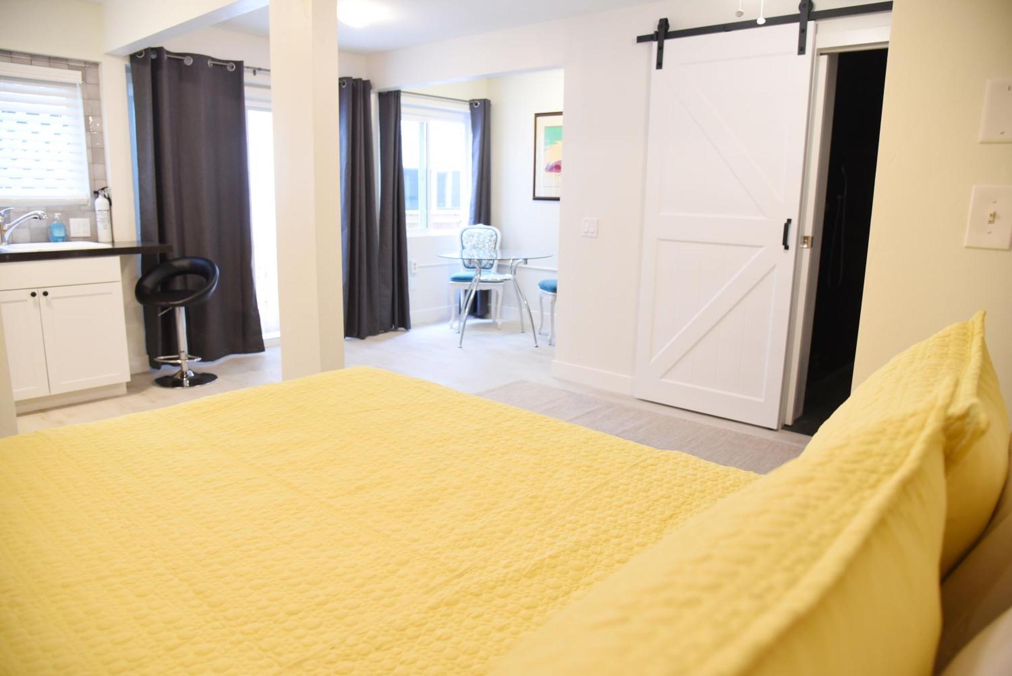 Mile To Beach! Private, Family & Pet Friendly Oasis! Pool Table & Hot Tub! Oceanside Exterior photo